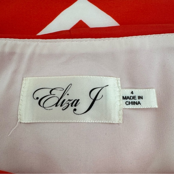 NWOT Eliza J Aztec Pattern Round Neck Batwing Sleeve Pleated Waist Shift Dress 4 - Picture 11 of 12